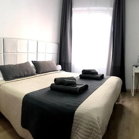 Avec Moi Bed & Breakfast 4*