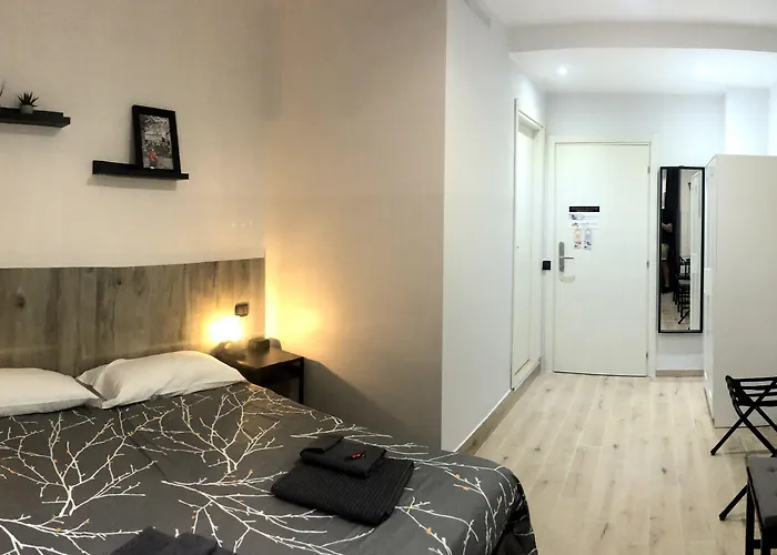 Avec Moi Nocleg ze śniadaniem 4*