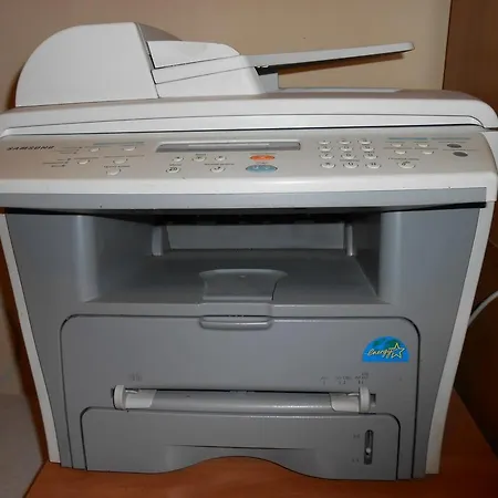 住宿加早餐酒店 阿维克莫伊罗马酒店