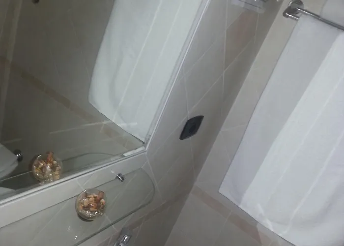 فندق مبيت وإفطار Avec Moi 4*